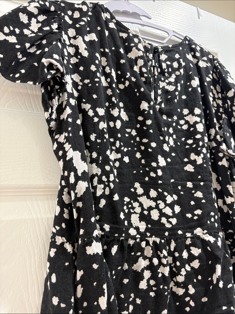 Who What Wear Women’s Size Large Peplum Cow Print Black and Cream Blouse Linen - Picture 11 of 12
